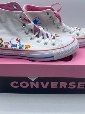 Hello Kitty High Top Converse Women 7 Chuck Taylor Shoes Limited Edition Kawaii
